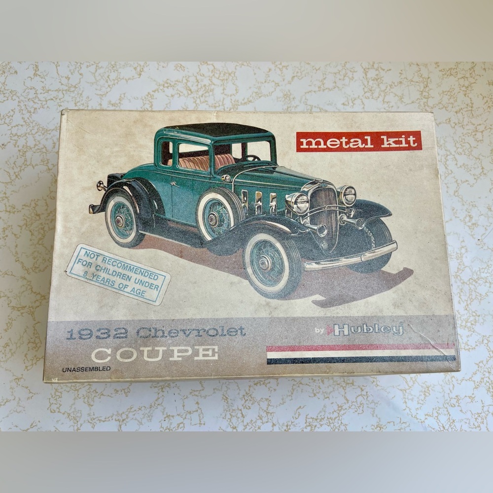1972 Hubley Classic Model Car Metal Kit 1/20 Scale 1932 Chevrolet Coupe #4869